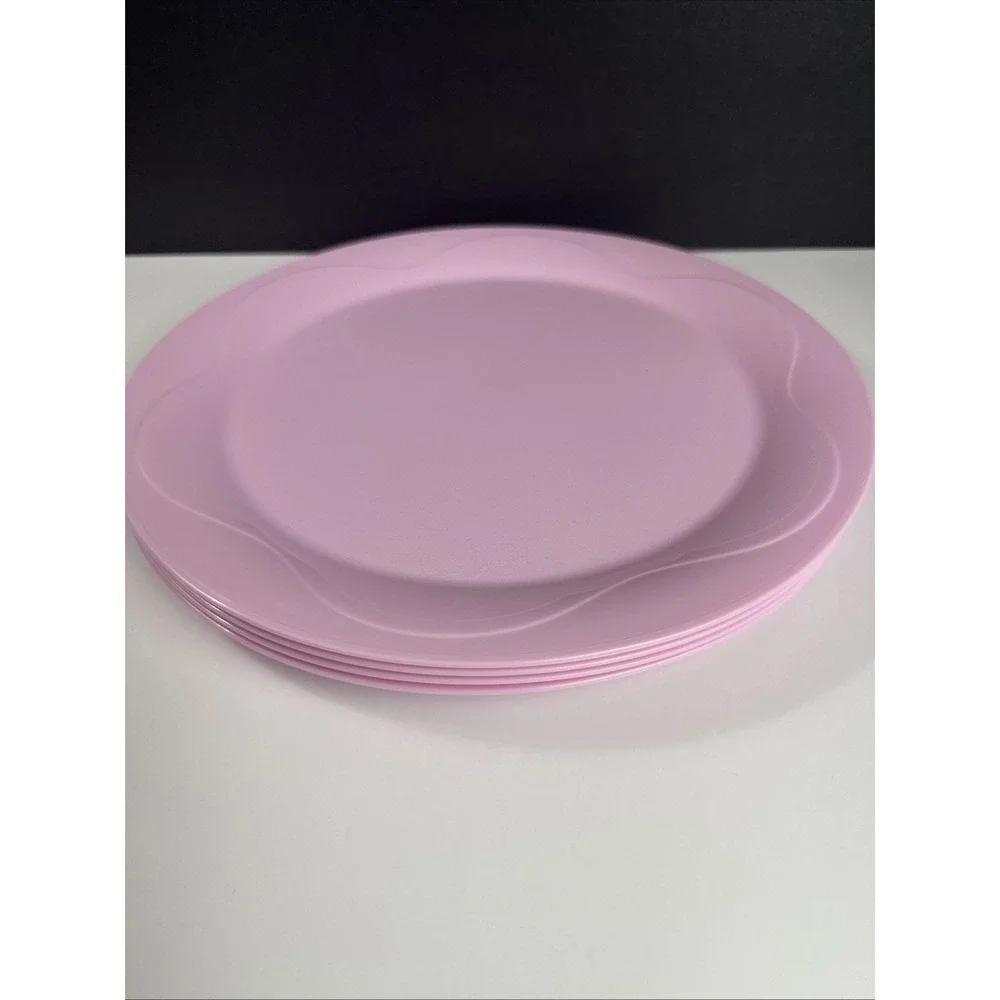 Tupperware Open House Dinner Plates 11